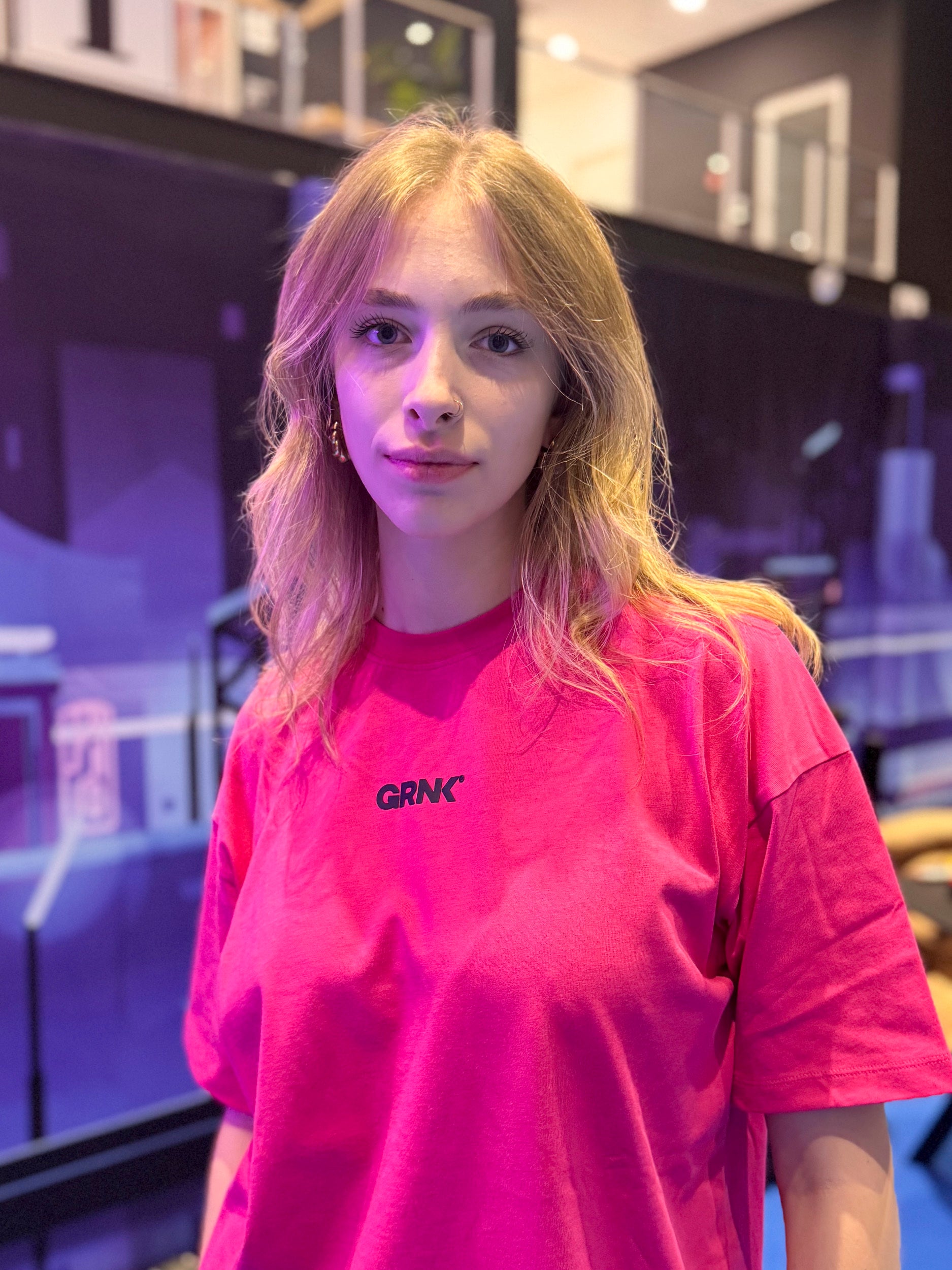 Oversized T-Shirt - GRNK - Game Over Never - Pink Edition